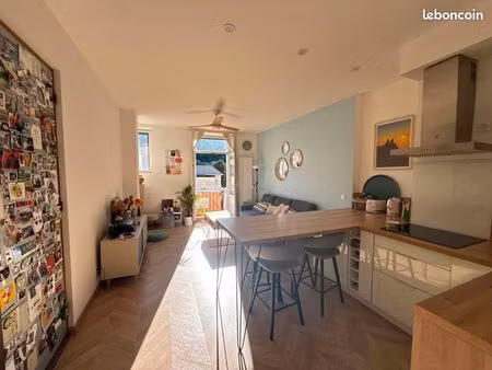 t3 63m2 renové ile verte avec balcon