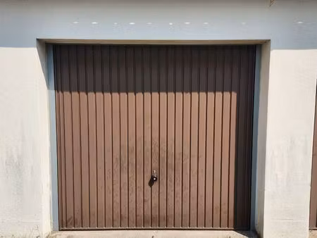 box parking
