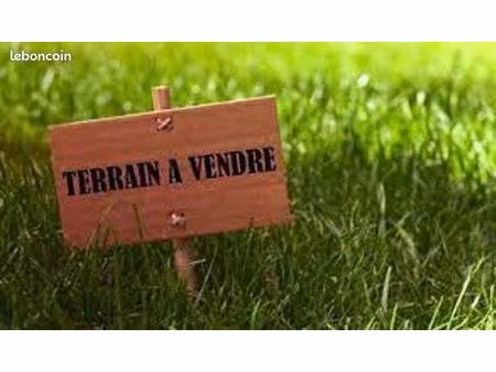 terrain 2 740 m² hagetmau