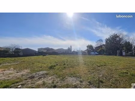 terrain 670 m² saint medard en jalles