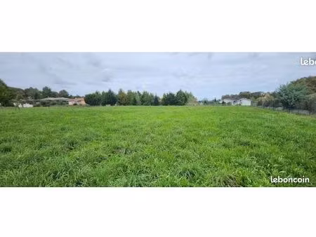 terrain à bâtir de 2929 m² à serres-gaston (40)