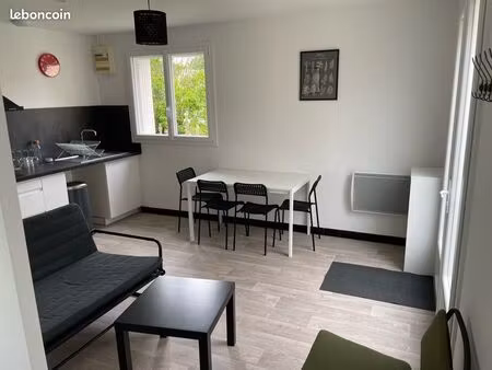 appartement t2 refait à neuf dans le centre calme de beaumont en véron