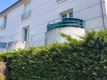 location f2 chambray les tours