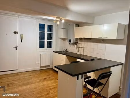 location t2 40 m²