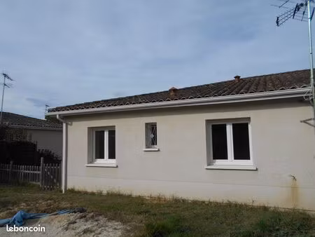maison avec garage et jardin dans langon