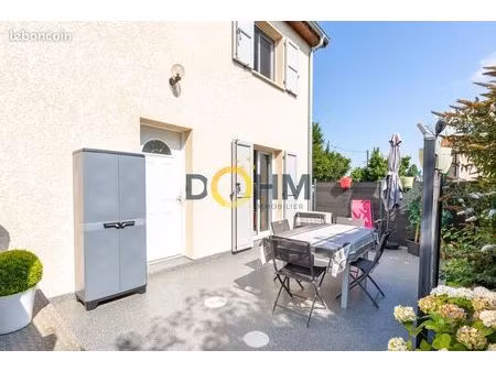 maison de ville 4 pièces 85 m²