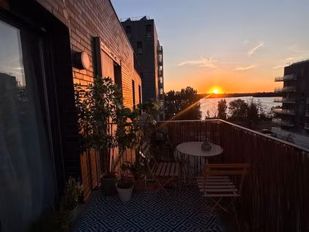 à vendre : charmant t2 avec vue imprenable sur le lac – quartier ginko