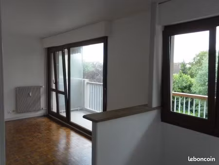 studio - 1 pièce - 27 m2