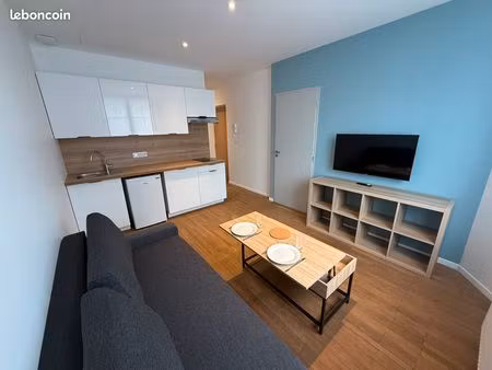 appartement t2 quartier prébendes + cour toutes charges comprises