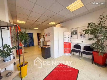 local 96 m² tours
