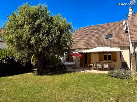 maison t4 110m² + sous-sol 75m² - st-cyr - pac réversible & jardin