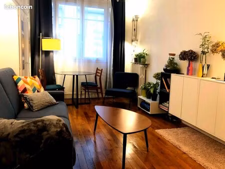 meublé 24 m² · paris 9e · dispo. 25 juillet