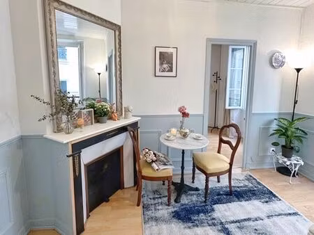 porte d'orléans-25 m2 meublé  disponible dès 1er aôut