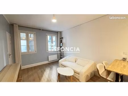 appartement meublé 2 pièces 36.05m² à louer 1290 - paris 75018