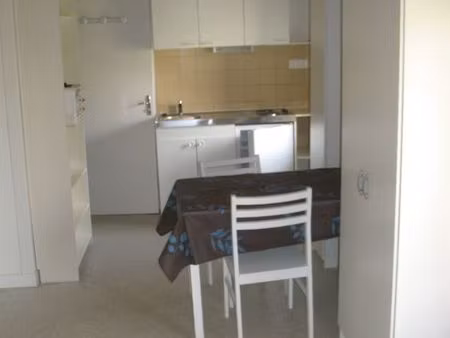 studio meublé 21m² toutes charges comprises