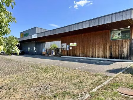 local commercial à vendre