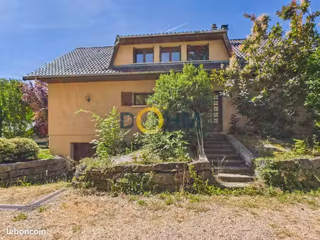 maison 7 pièces 180 m²