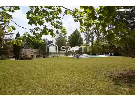 manoir 9 pièces 250 m²