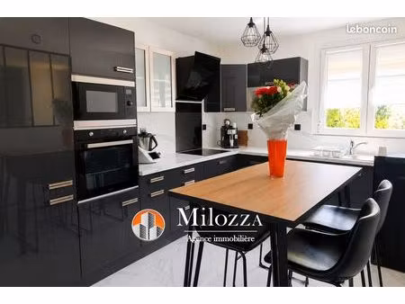 maison 4 pièces 92 m²