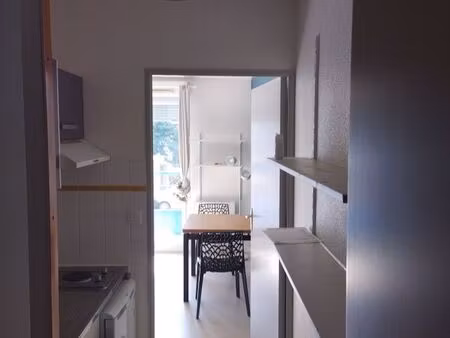 studio meuble disponible fin octobre