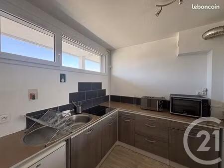 studio 1 pièce 34 m²
