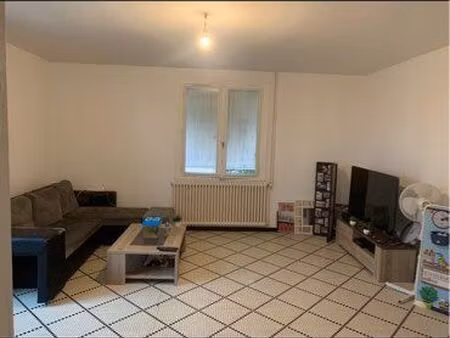 apparemment t5 / 3 chambres