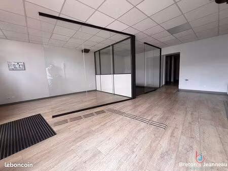 local 65 m² mayenne