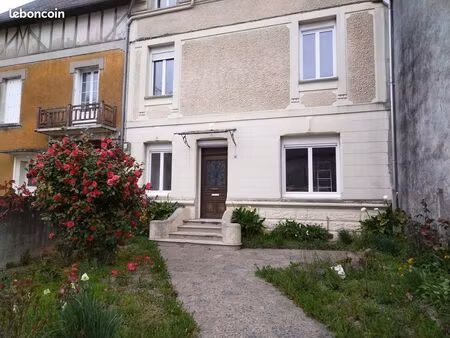 agréable maison de ville 120 m²  jardin  terrasse