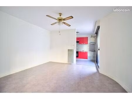 agen centre ville - t2 50 m2 avec balcon et ascensseur
