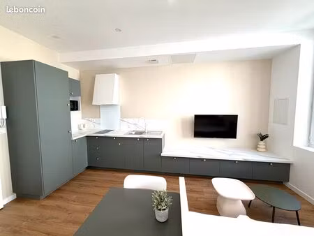 studio 24m2 - climatisé et meublé