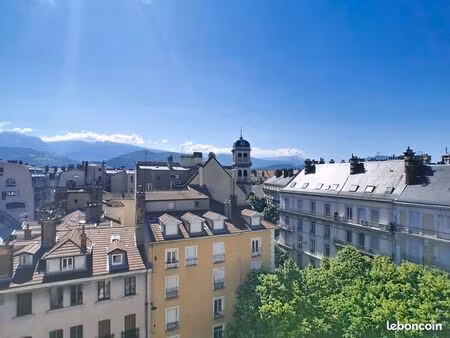 appartement 3 pièces 87 m²