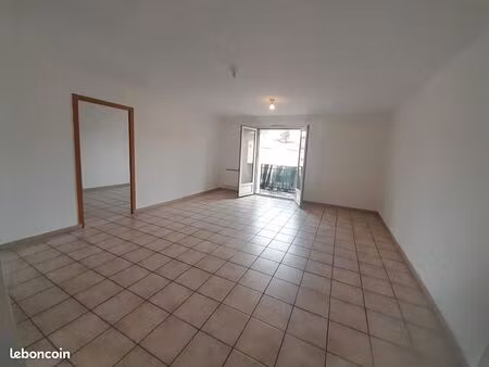 appartement 3 pièces 81 m²