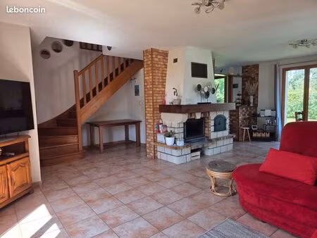 maison de caractère avec studio  piscine et jardin