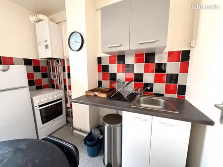 studio 1 pièce 17 m²