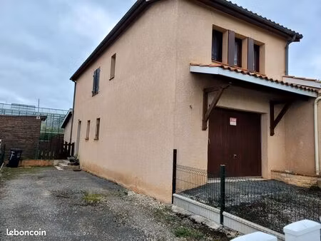 maison avec petit jardin