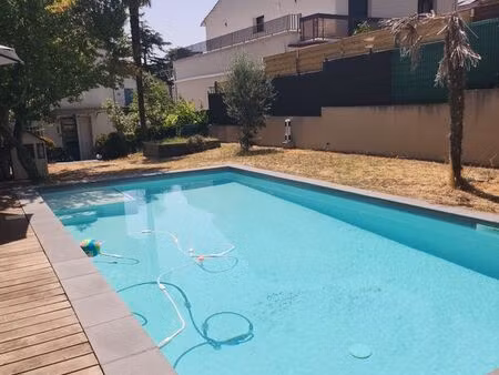 belle maison familiale t4 avec dependance   jardin  carré potager et piscine