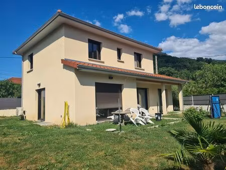 maison 5 pièces 123m²