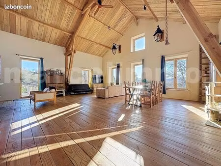 maison 6 pièces 153 m²