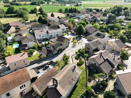 maison 3 pièces 145 m²