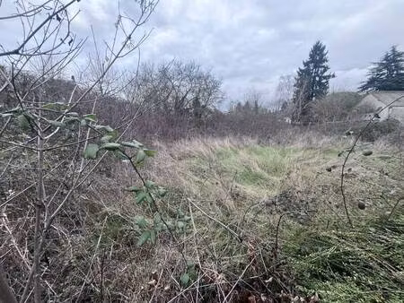 terrain constructible viabilisé à vendre