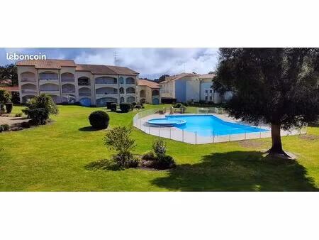 appartement t2+coin nuit vue piscine et golf