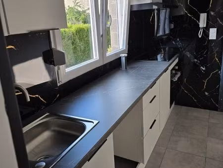 a louer t2 meublé en excellent état