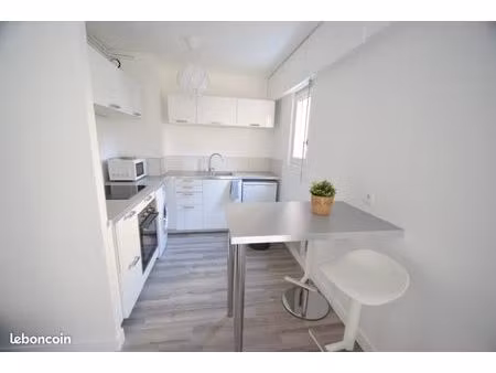 studio 1 pièce 32 m²