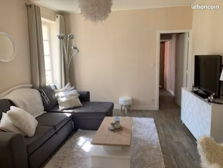 charmant f2 meublé en centre-ville dans résidence de standing