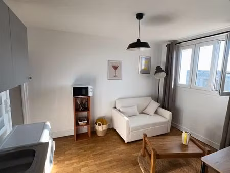 studio meublé