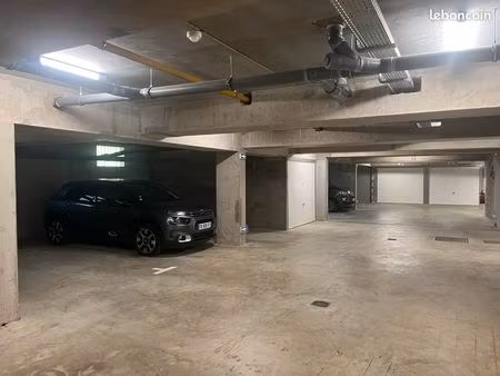 place de parking scy-chazelles