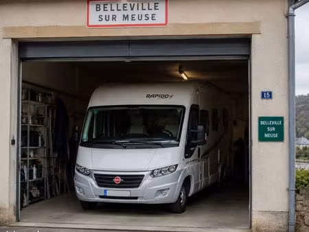 garage environ 40m2 idéal camping-car ou stockage pro - possibilité terrain