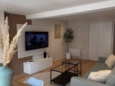 magnifique t2 haut de gamme de 40 m² – entièrement rénové & meublé