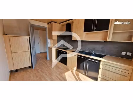 appartement 4 pièces 90 m²