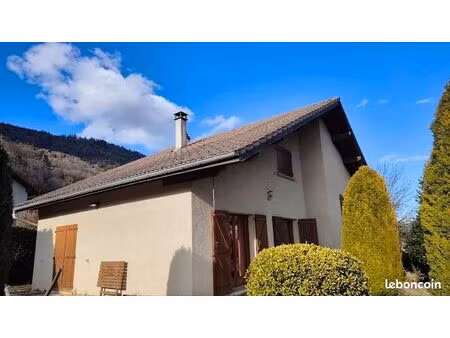 maison 4ch piscine vue centre